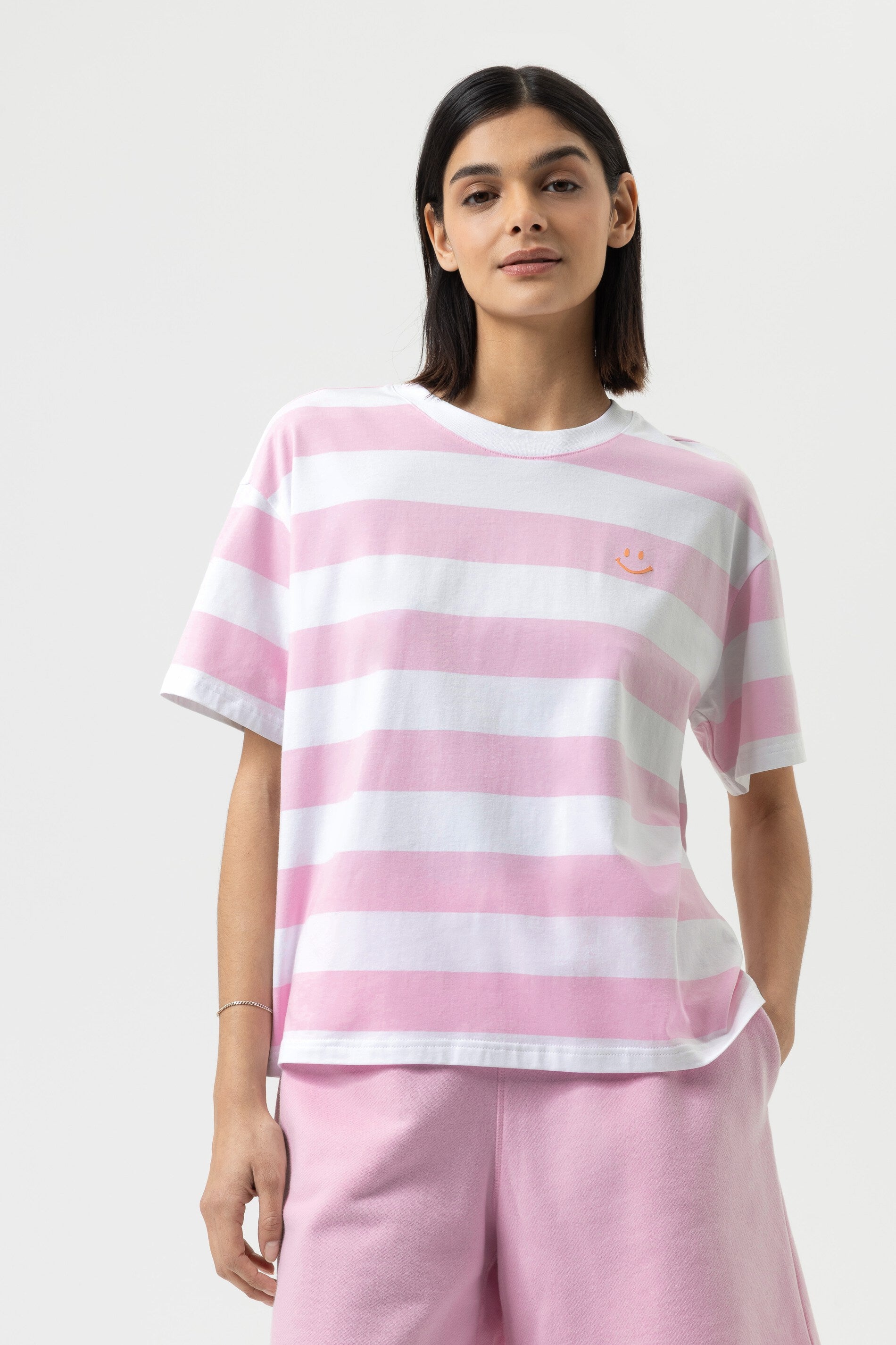 T-Shirt - soft pink / front