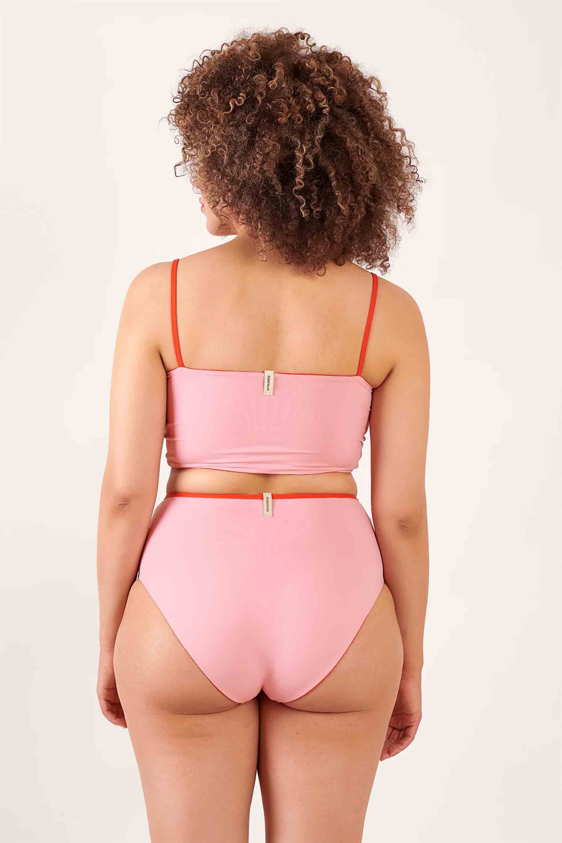 Highwaist Shorts - poppy macaron / back