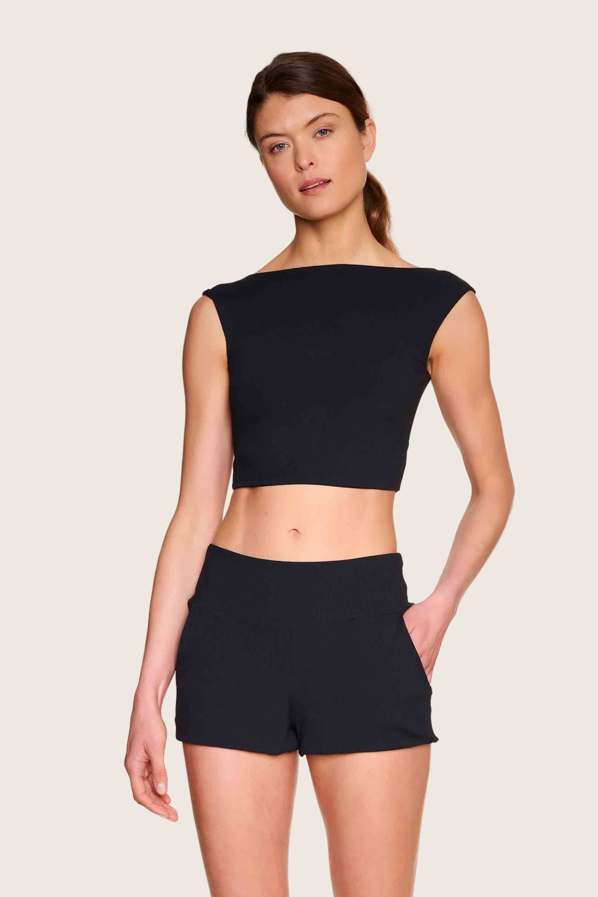 LOOSE SHORTS - black / detail01