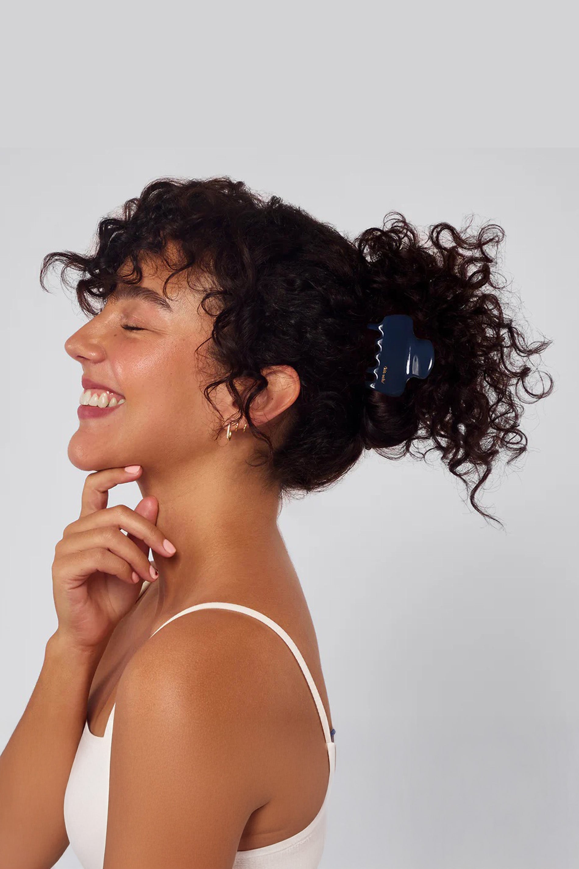 Medium Cloud Clip Blue Orchid