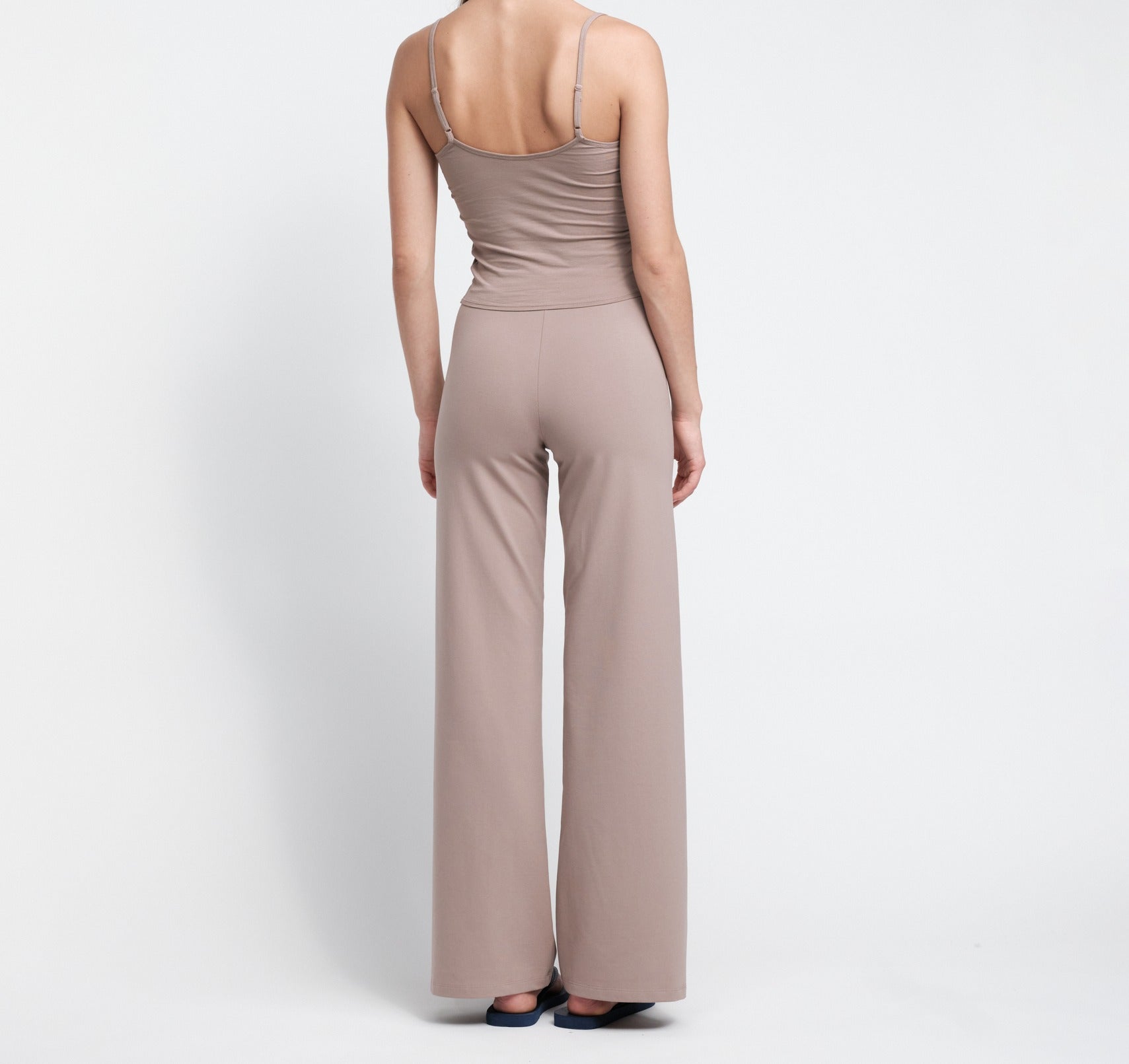 Core Straight Leg Pants - Dune