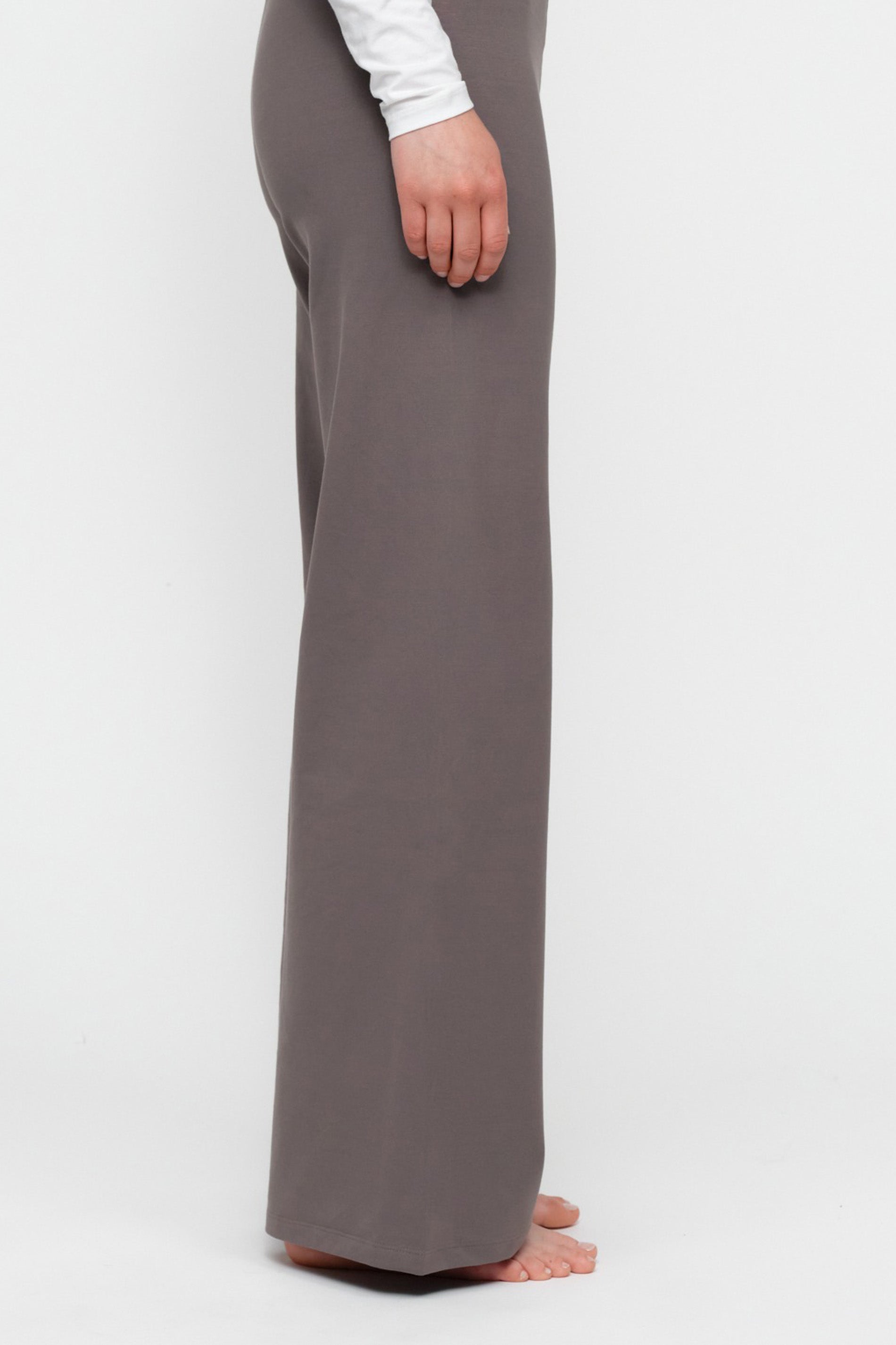 Core straight Leg Pants - pavement