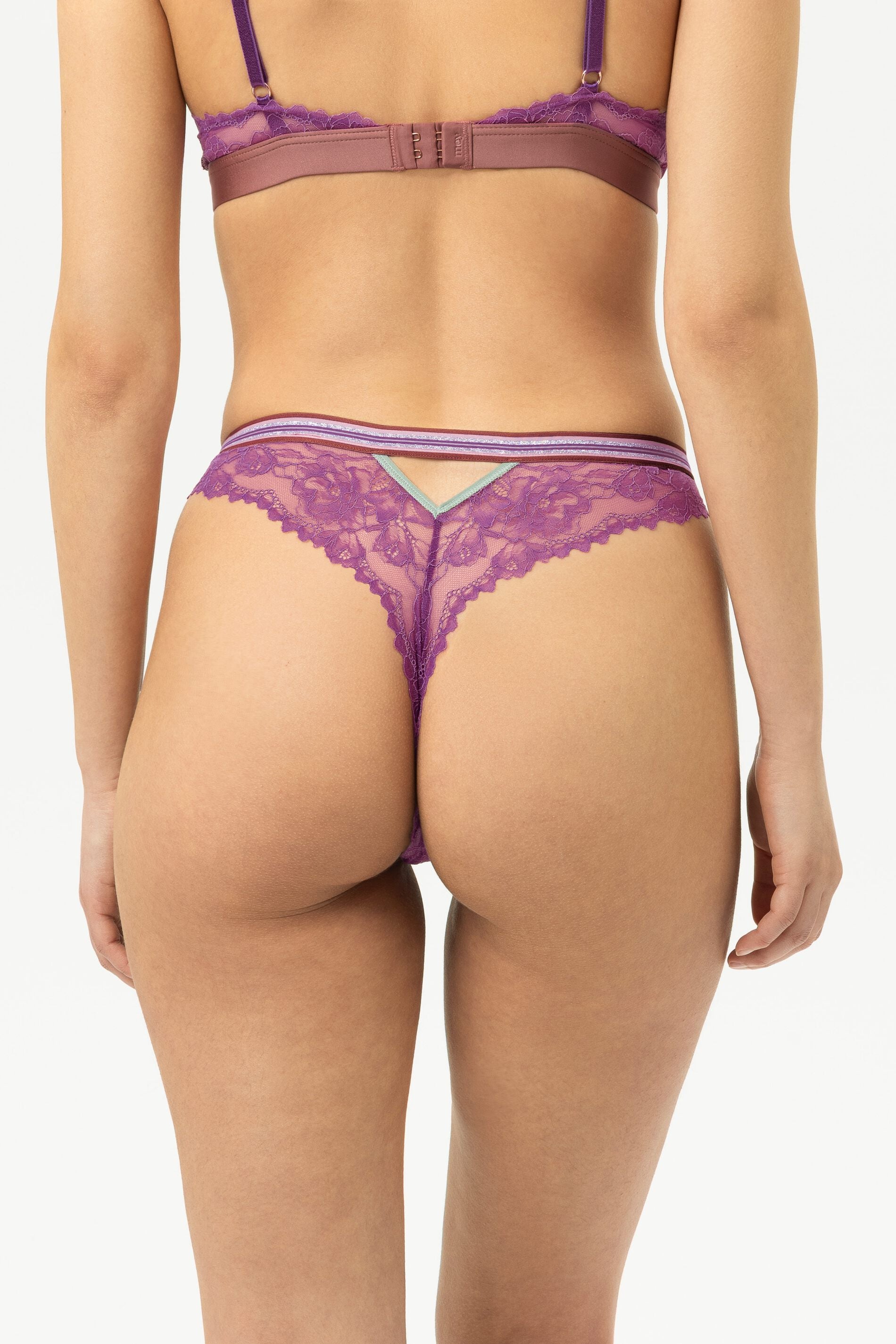String Serie Poetry Style Farbe Java