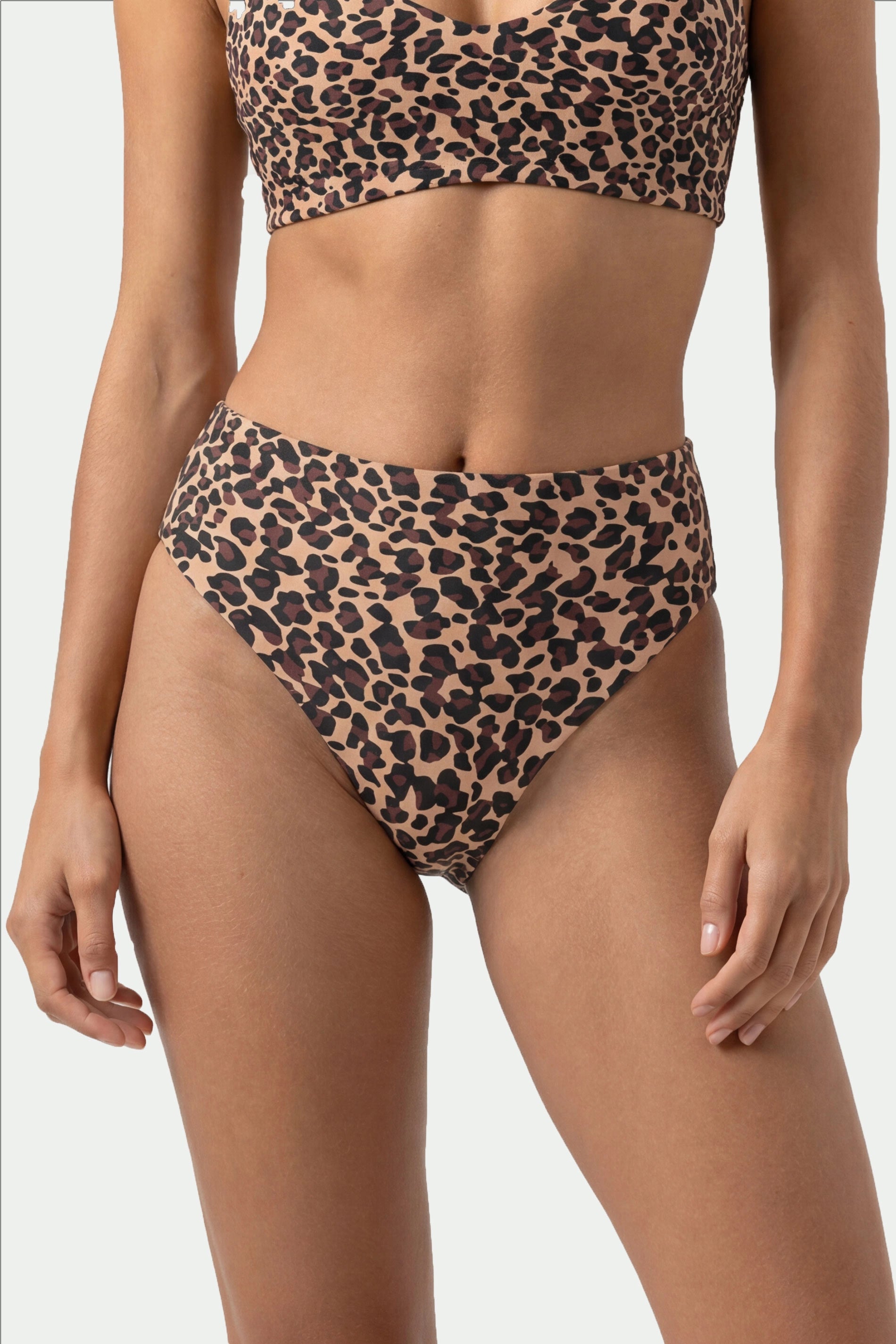 String Serie Simply Better Invisibles Farbe Cream Tan