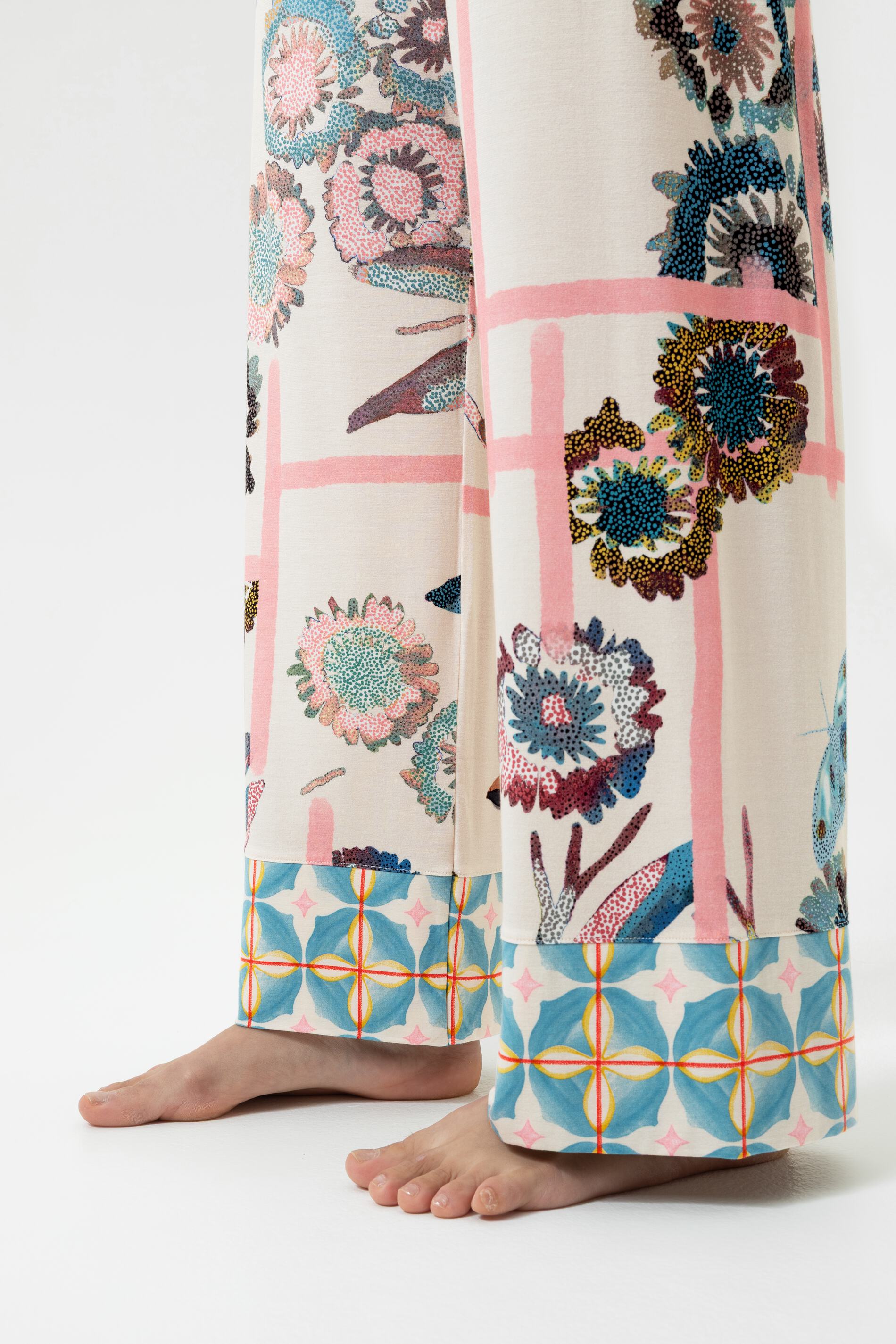 Hose lang - almond milk