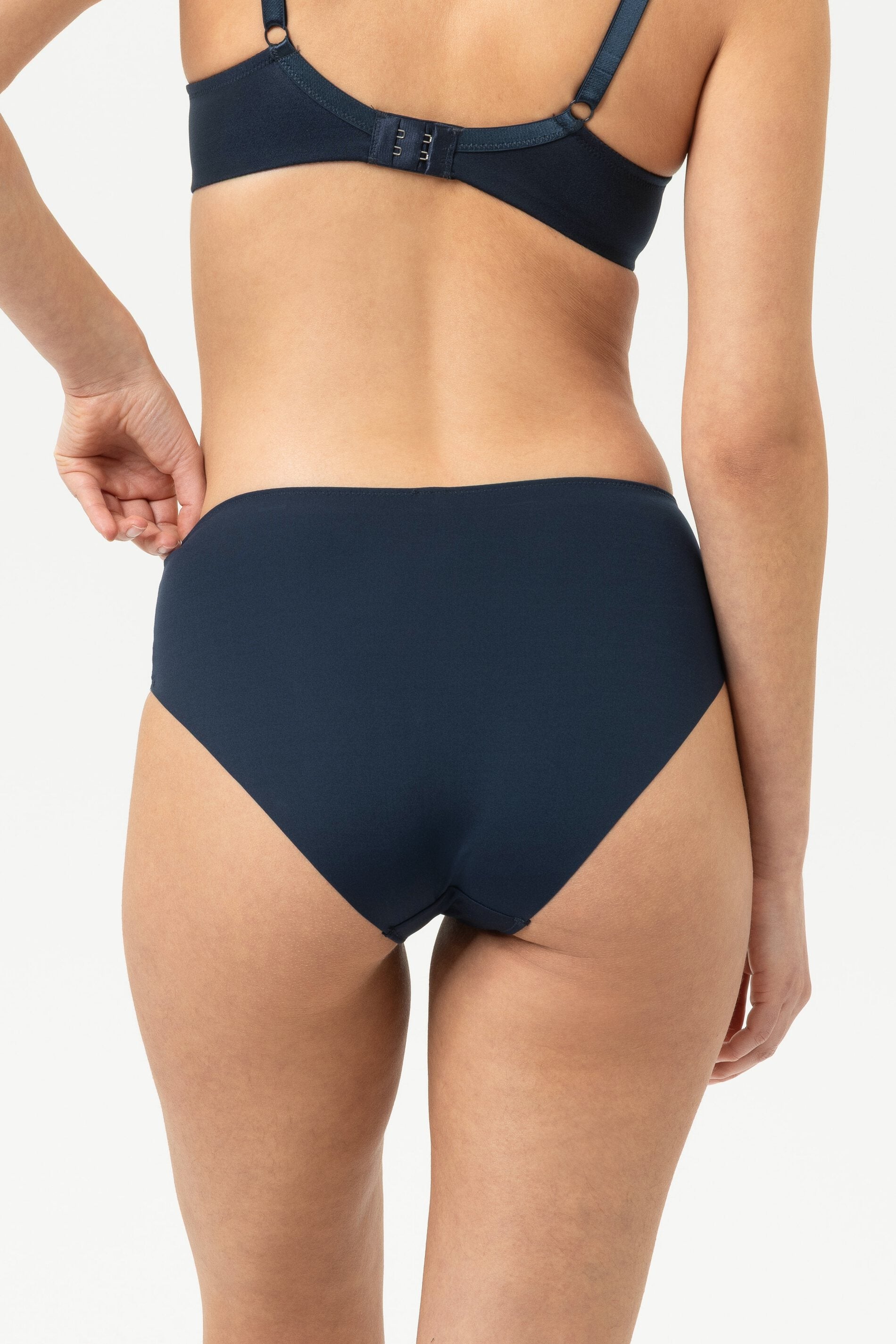 American Pants Serie Pretty Joan Farbe Night Blue