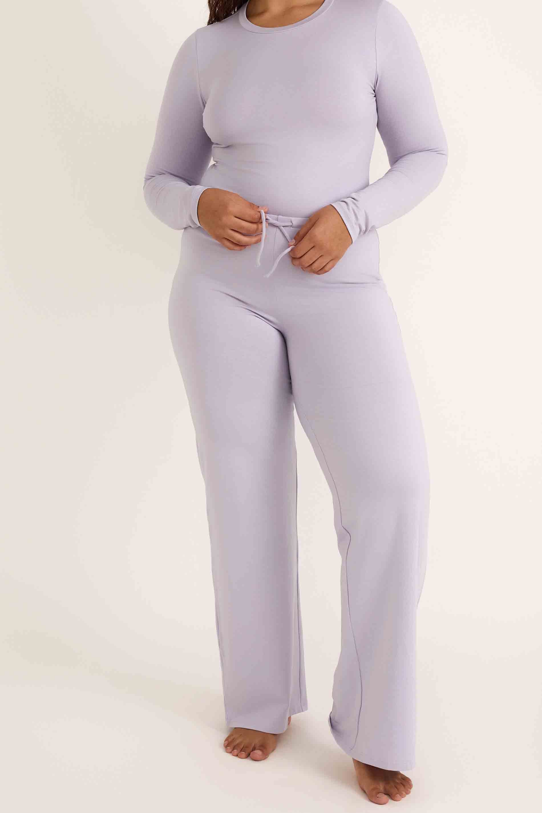 Everyday Regular Long Sleeve Tee - Soft Lilac / front